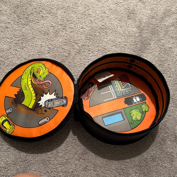 Hot Wheels ZipBin Toy Storage - Picture 2 of 3